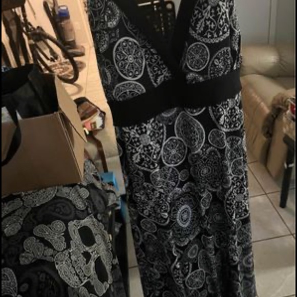 brand new clothes - Picture 4 of 10